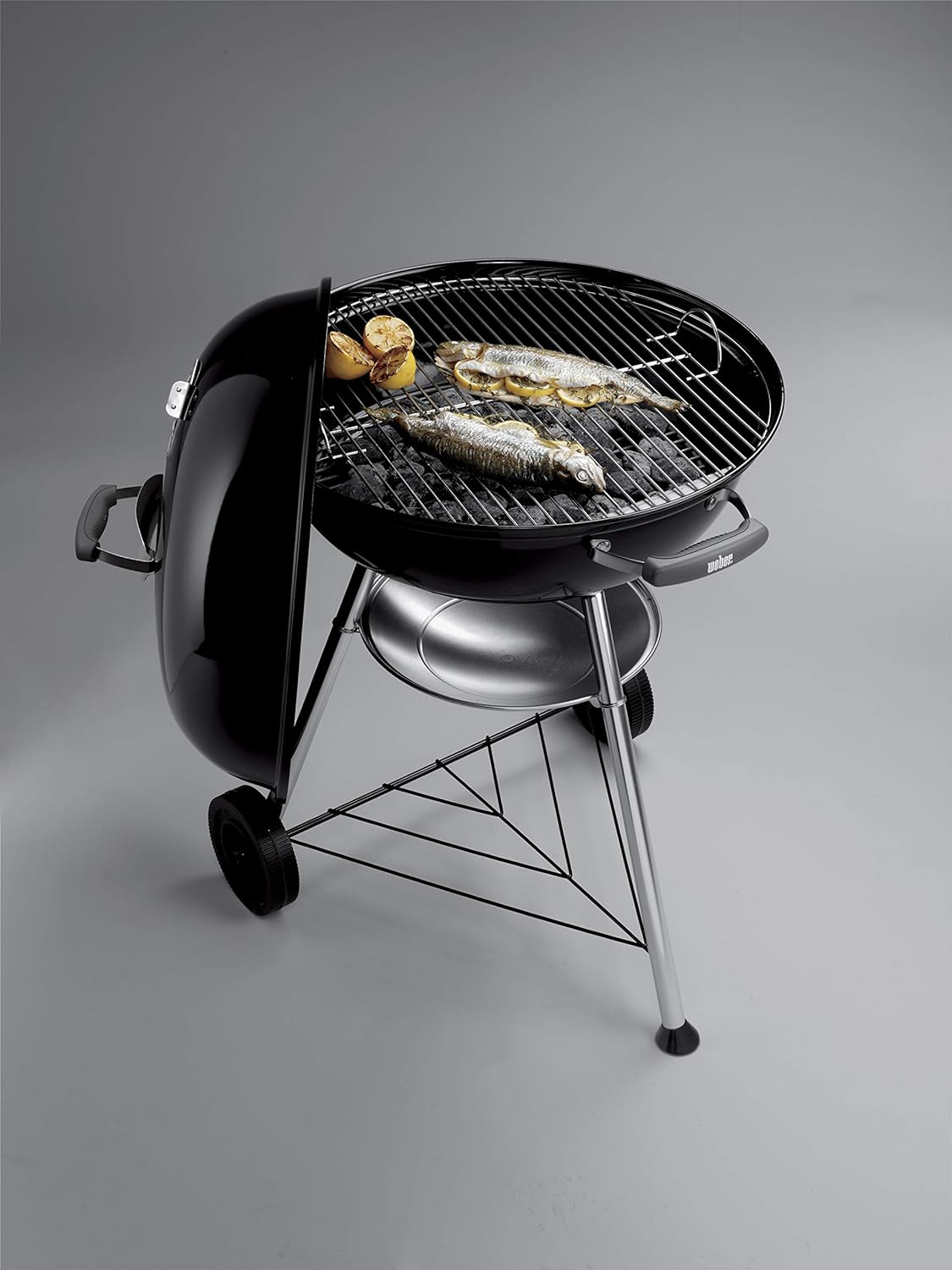 Barbecue con, griglia e coperchio, nero