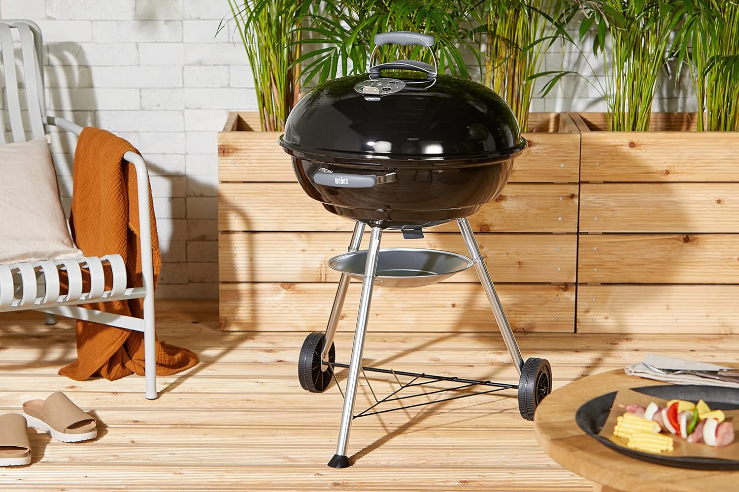 Barbecue con, griglia e coperchio, nero